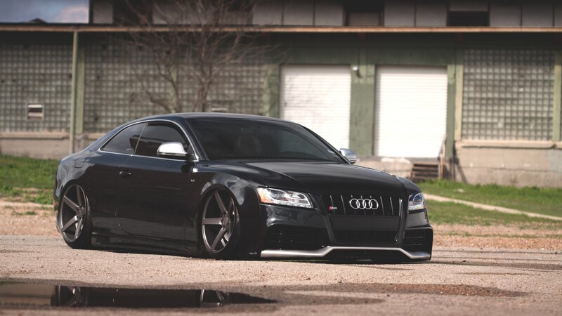 black audi rs5 coupe