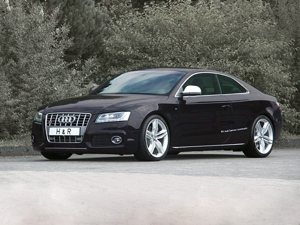 Black Audi S5 Coupe