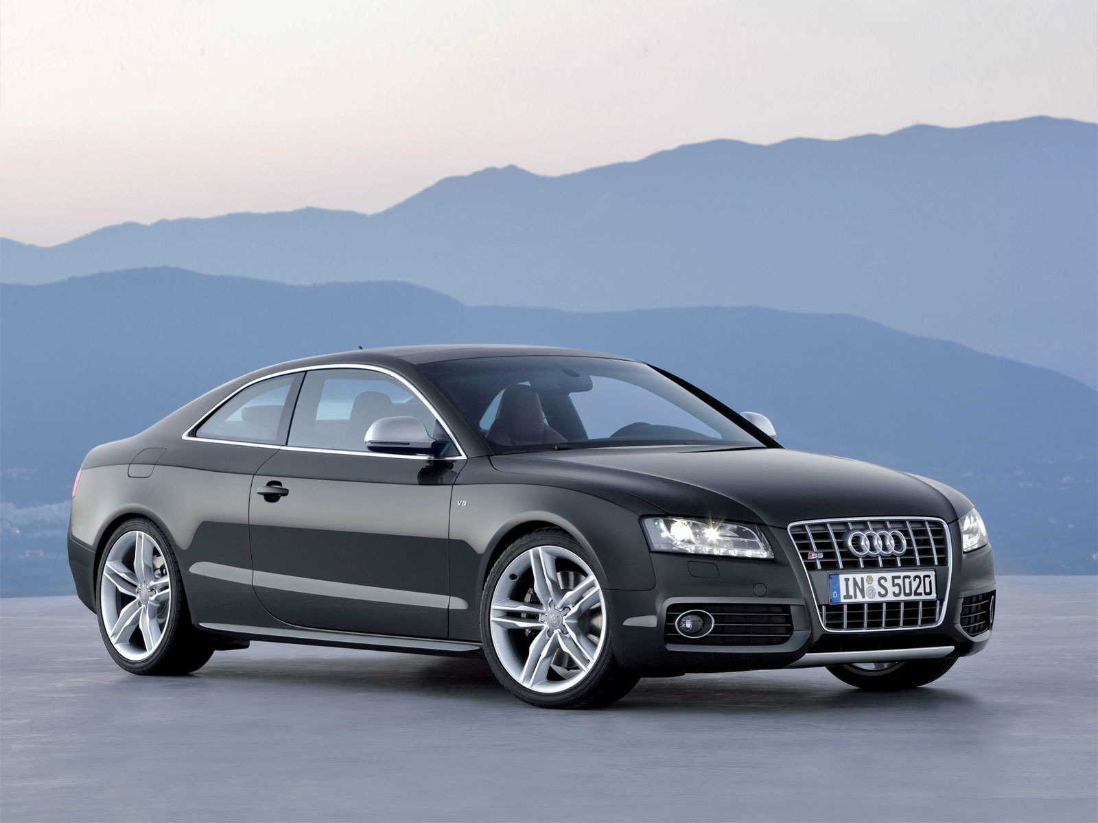Black Audi S5 Coupe