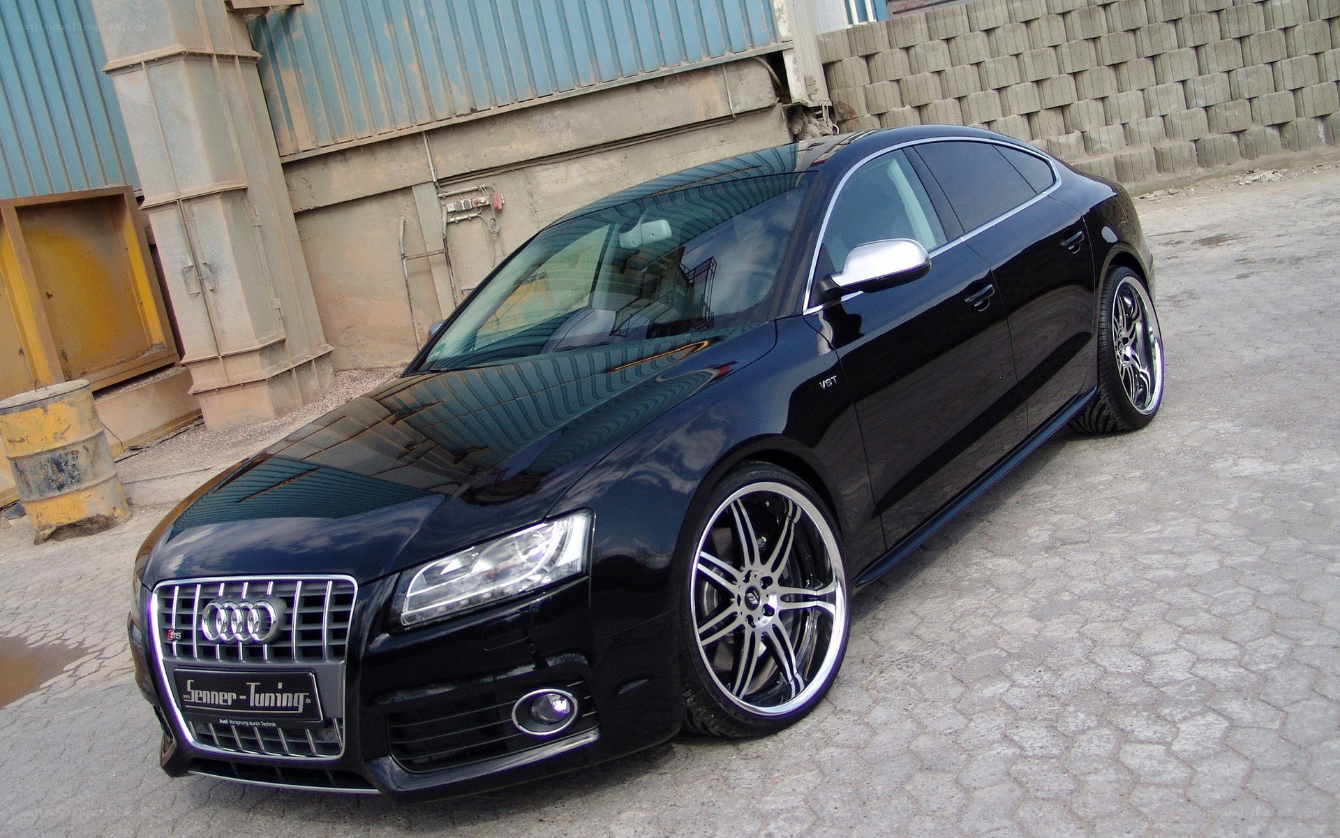 Black Audi S5 with Senner Tuning