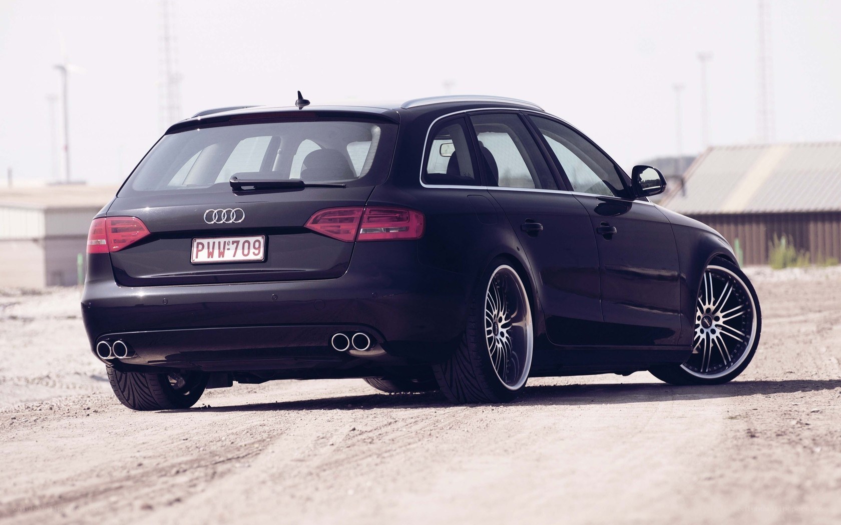 black audi station wagon