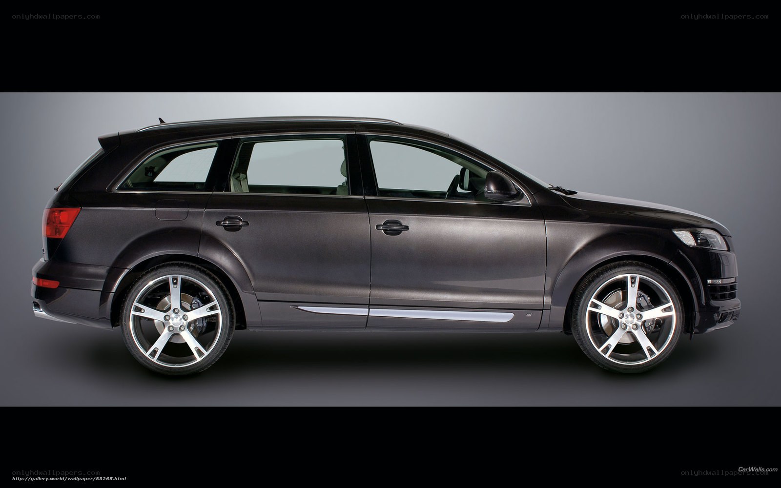 black audi station wagon