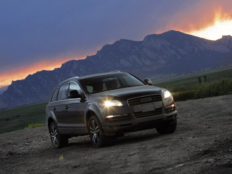 Black Audi Suv — Gray