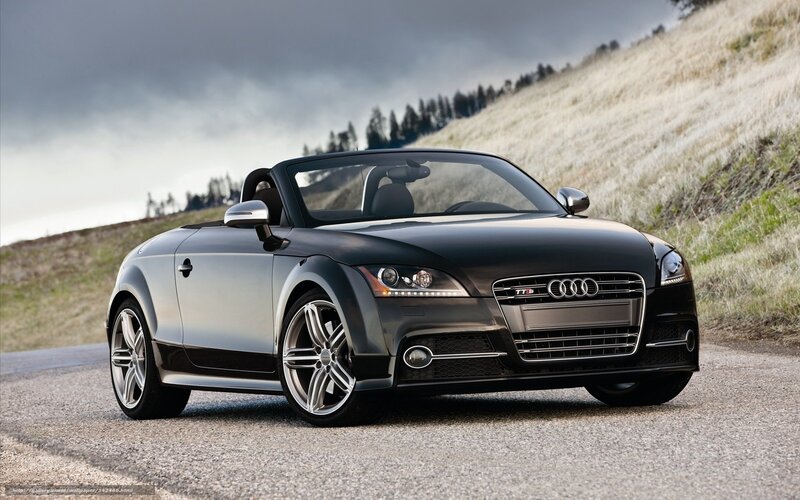 Black Audi Tt Roadster — Dramatic