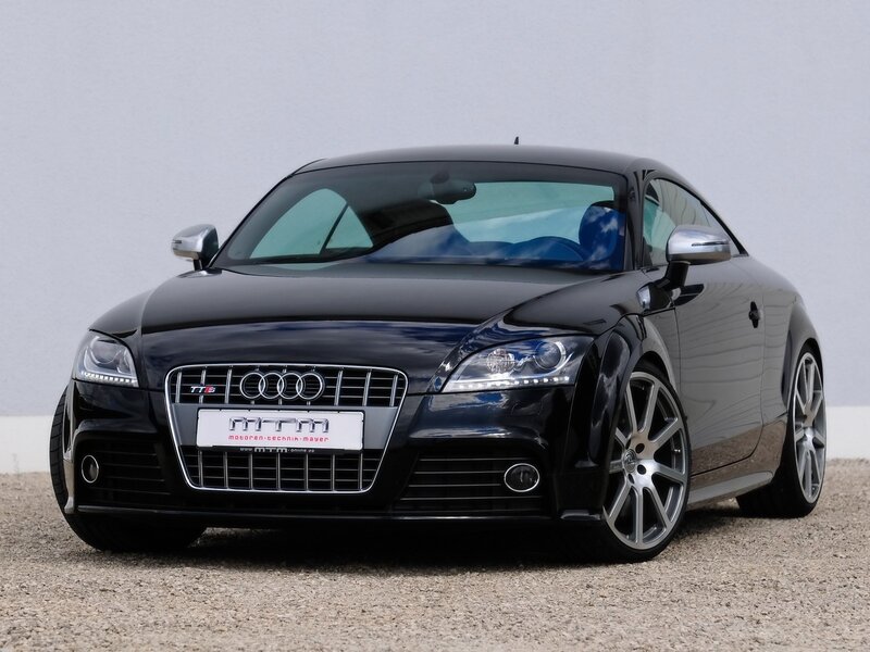 Black Audi TT-S Coupe