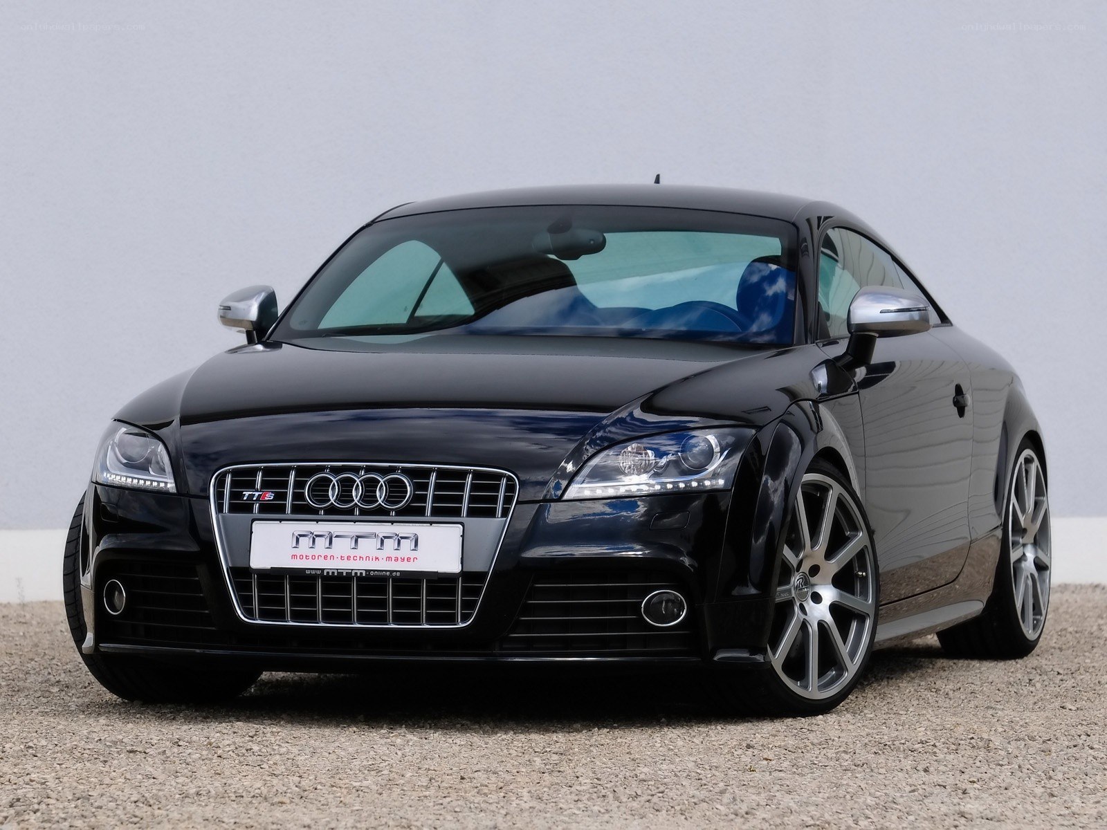 Black Audi TT-S Coupe