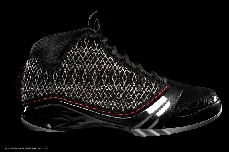 black basketball shoe with pattern