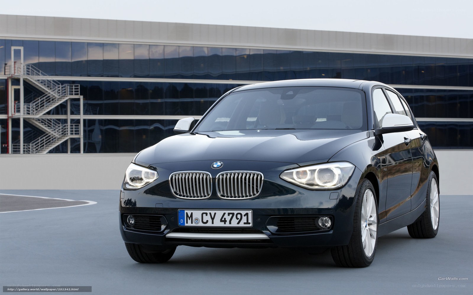 Black BMW 1 Series car