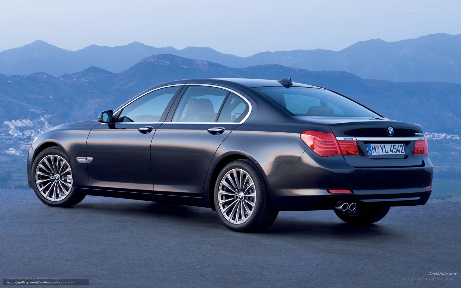 Black BMW 7 Series sedan