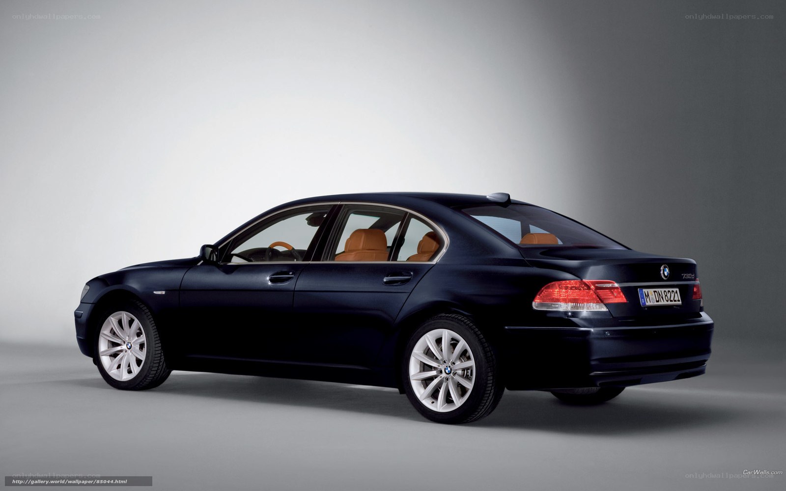 Black BMW 730d sedan
