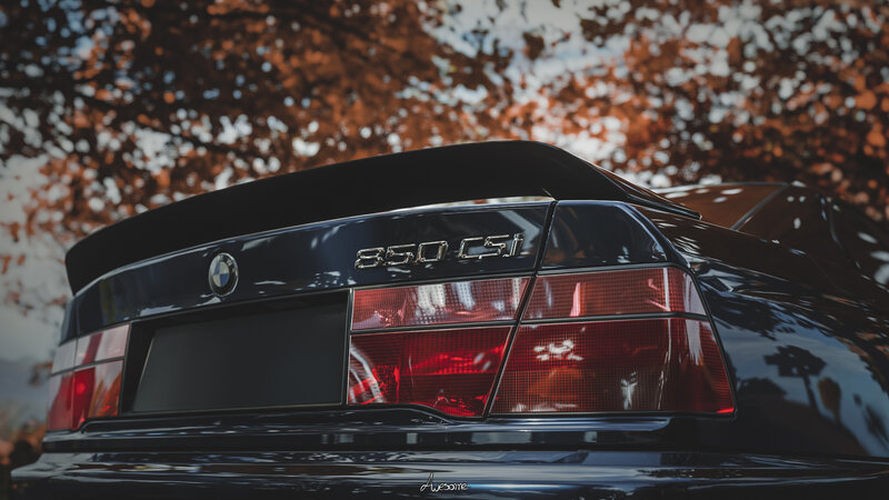 Black BMW 850 CSI — Dramatic