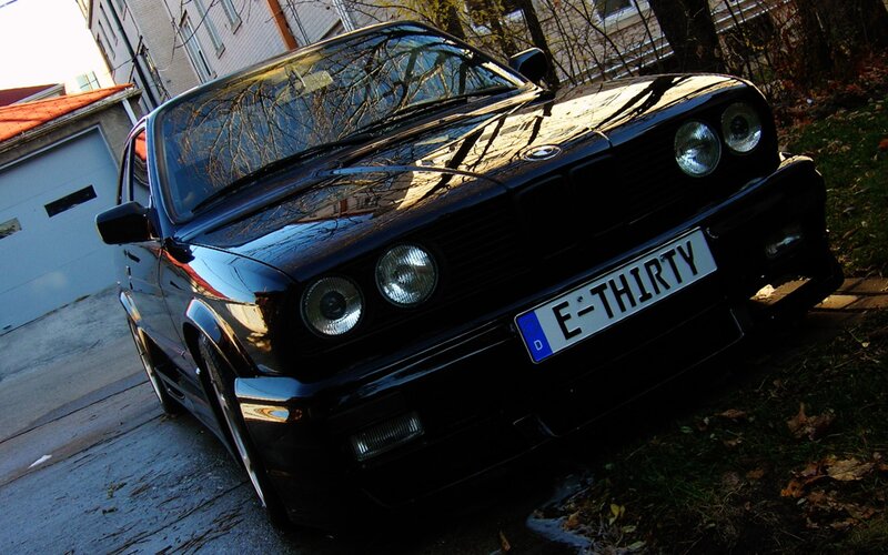 Black BMW E30 — Dramatic, Autumn