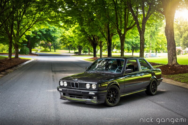 Black BMW E30 — Green