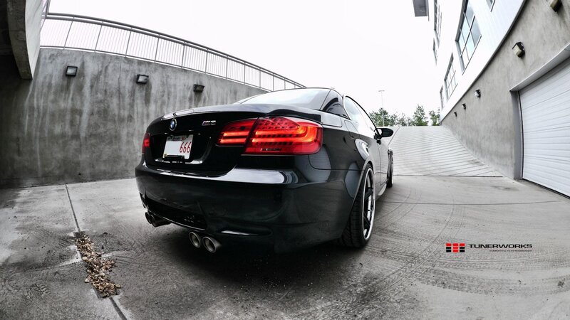 black bmw m3 convertible