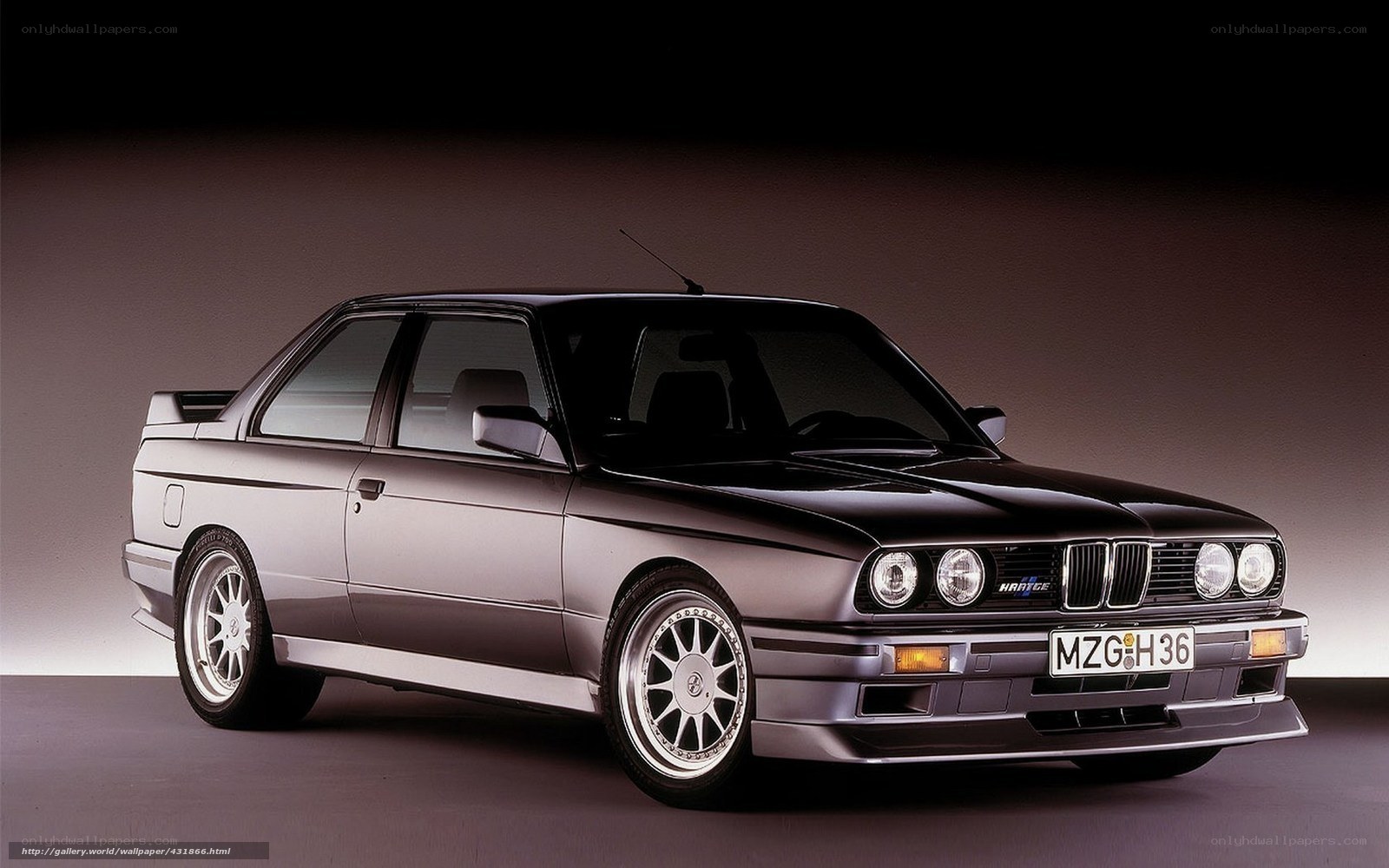 Black BMW M3 E30