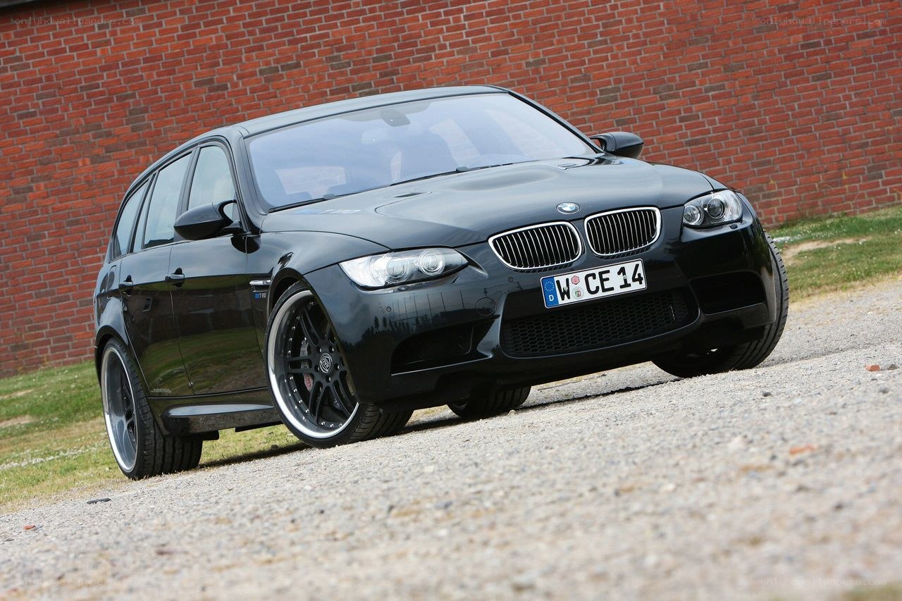 black bmw m3 station wagon
