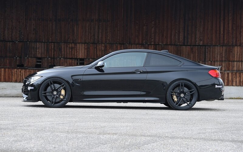 Black BMW M4 Coupe — Neutral, Photograph