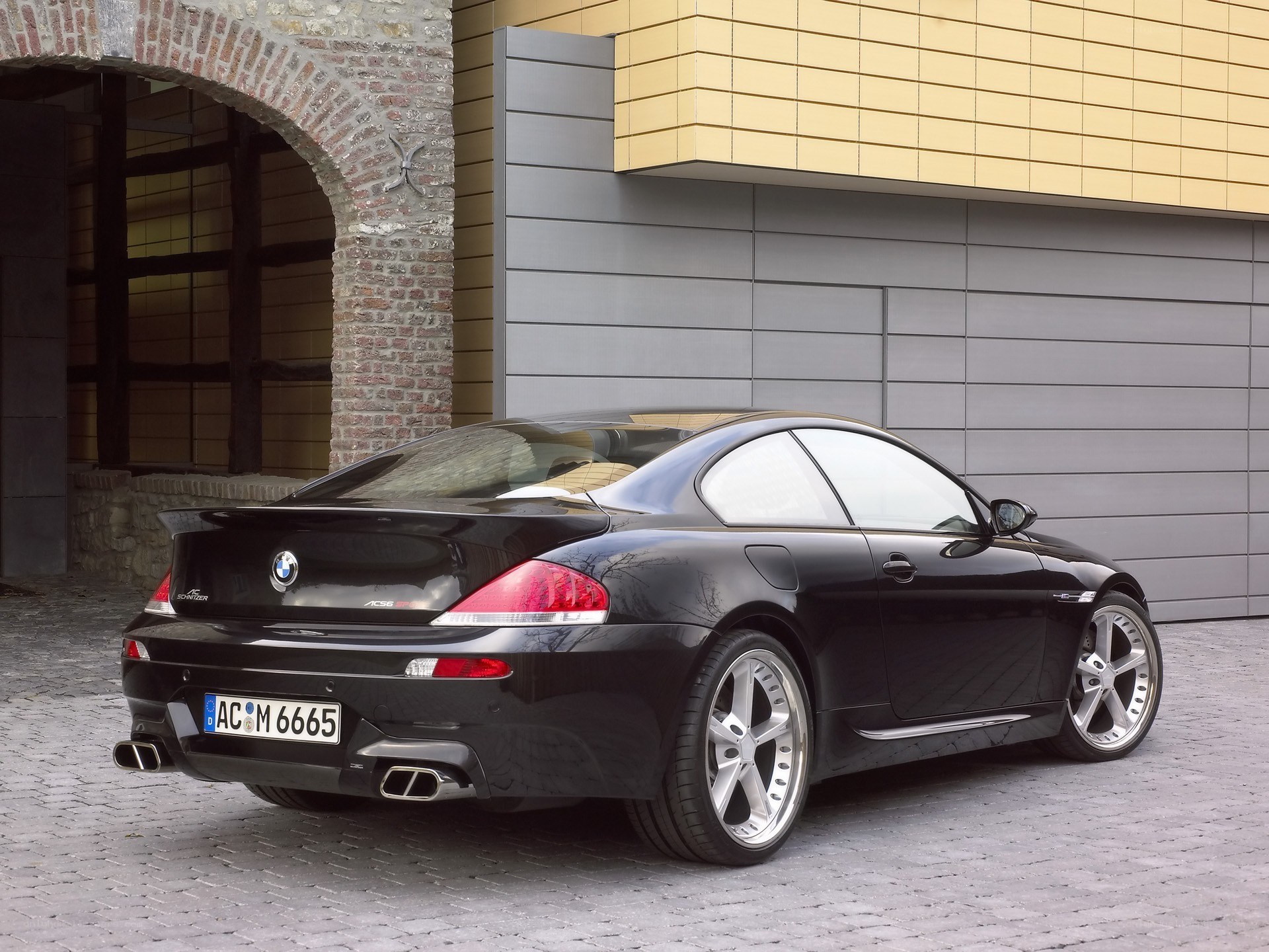 Black BMW M6 Coupe