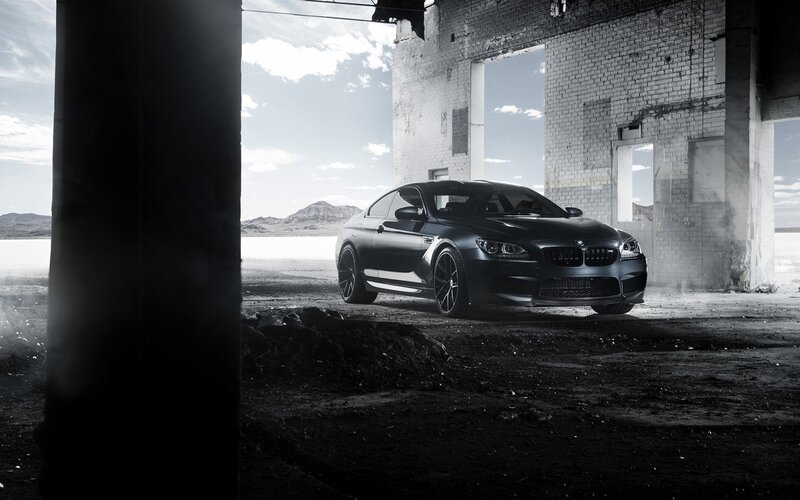 Black BMW M6 Coupe — Dramatic