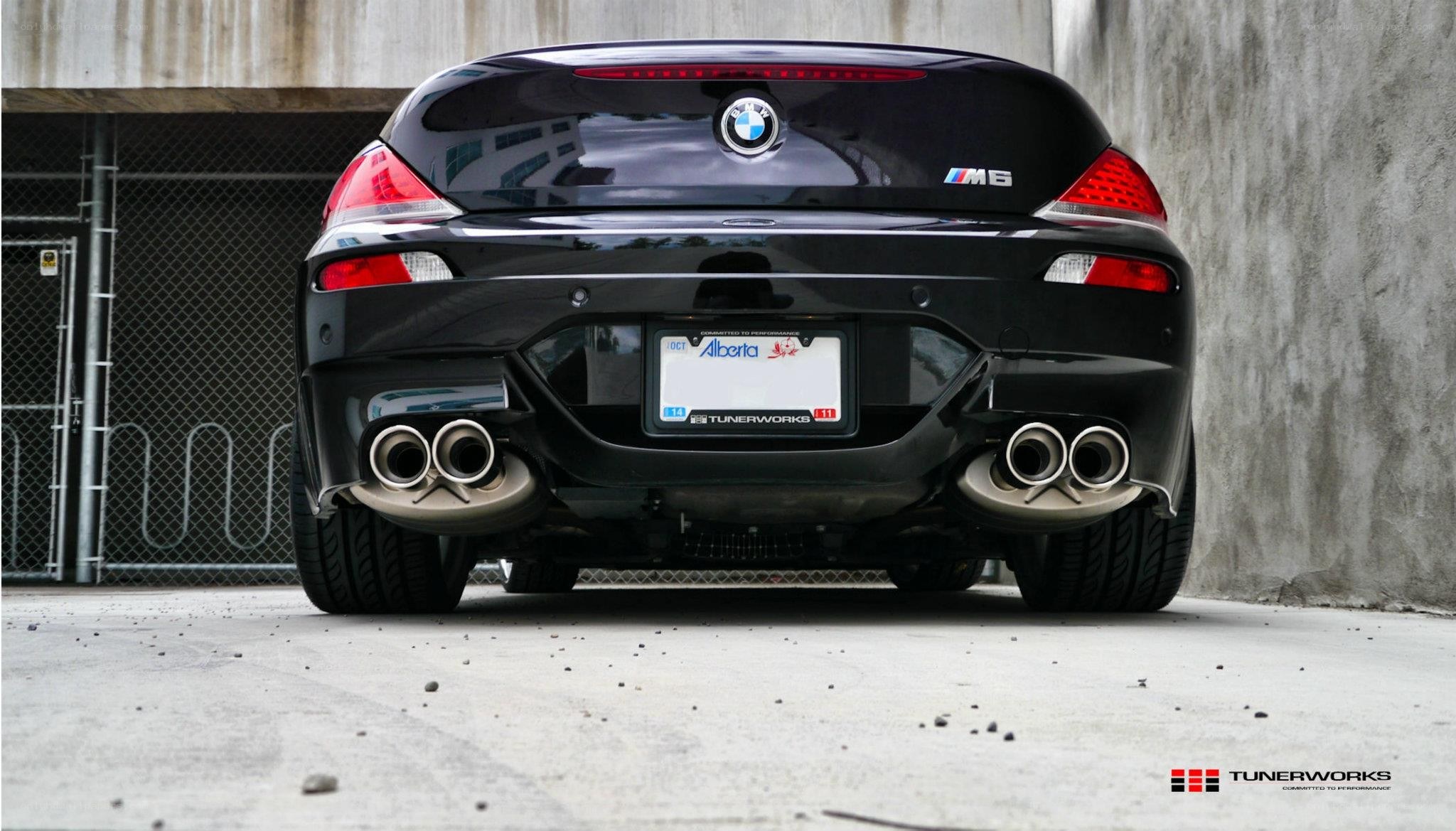 black bmw m6 rear view