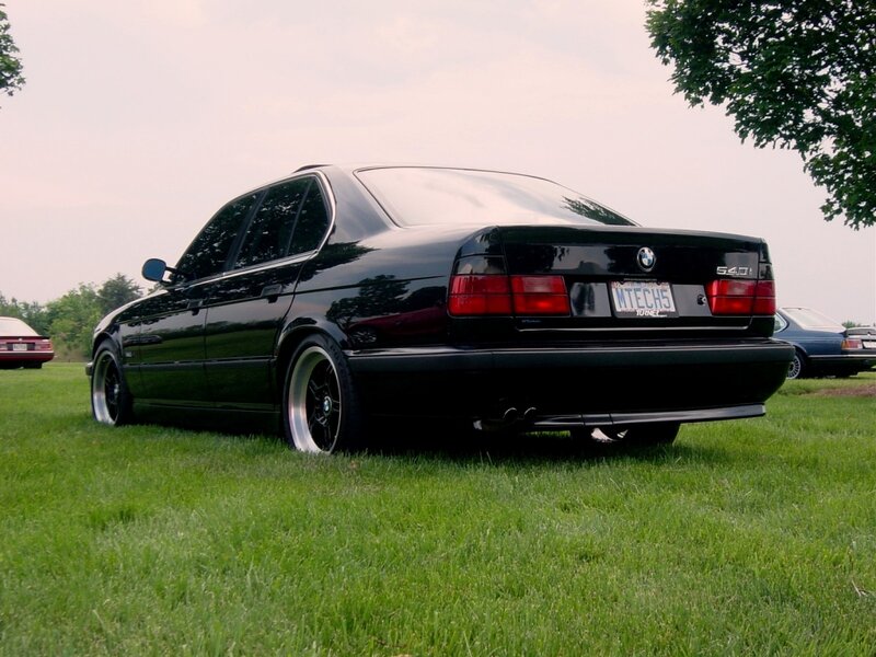 Black Bmw Sedan — Green