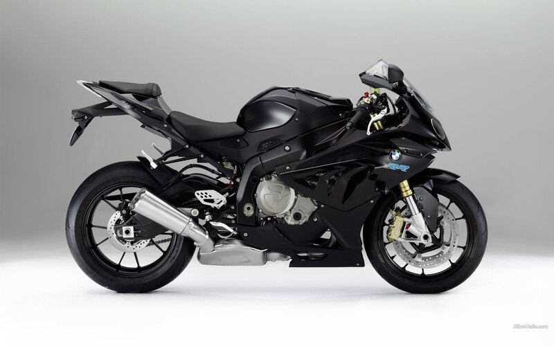 black bmw sport motorcycle