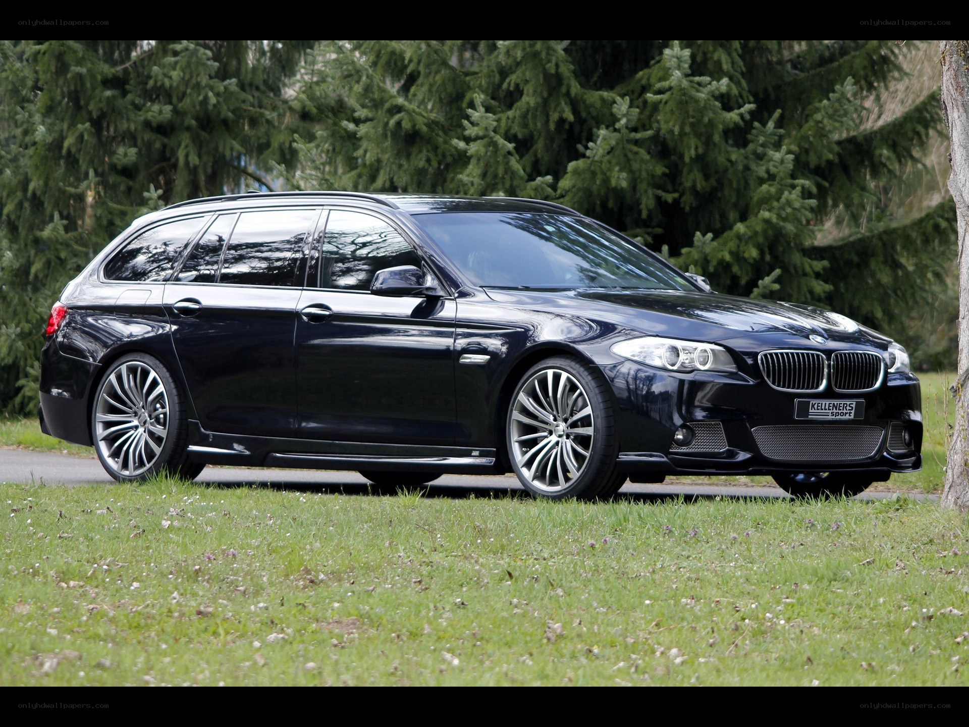 Black BMW station wagon