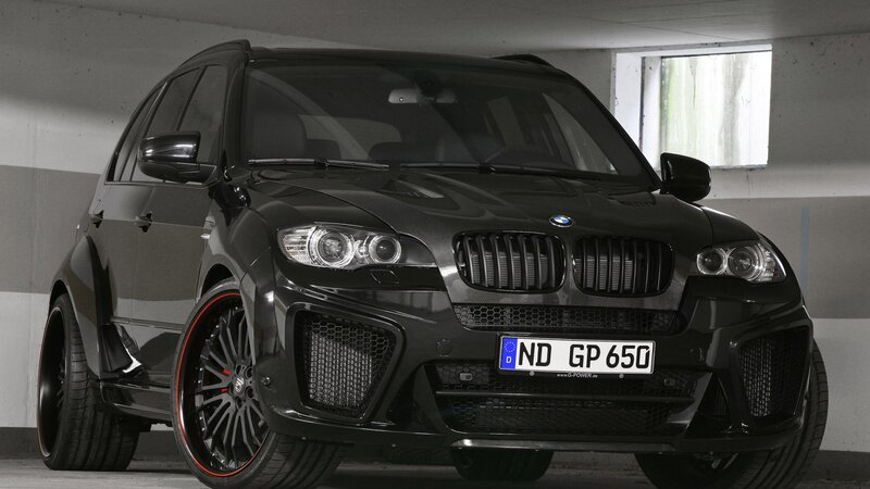 Black BMW X5 — Dramatic