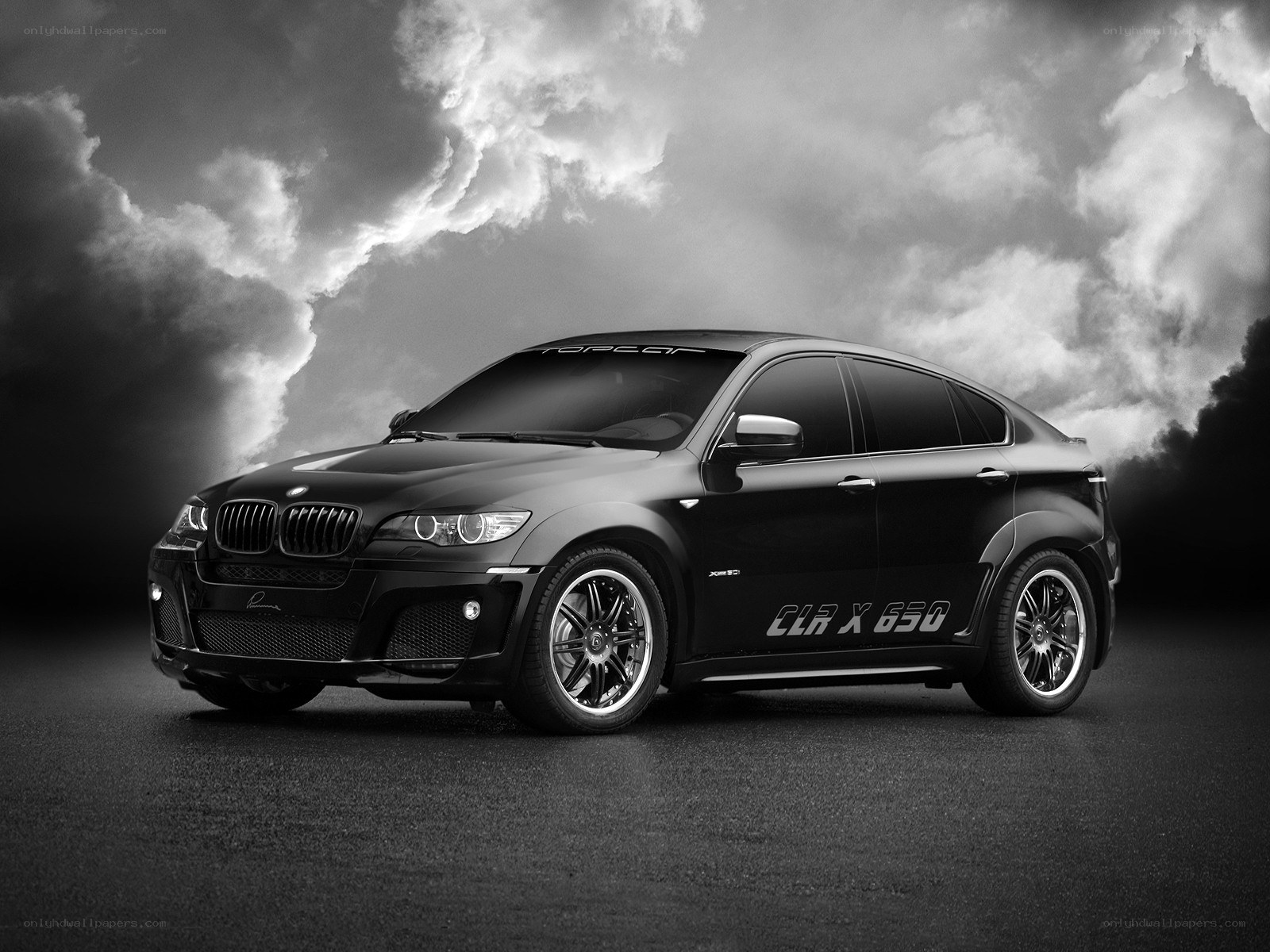 Black BMW X6 CLX 650