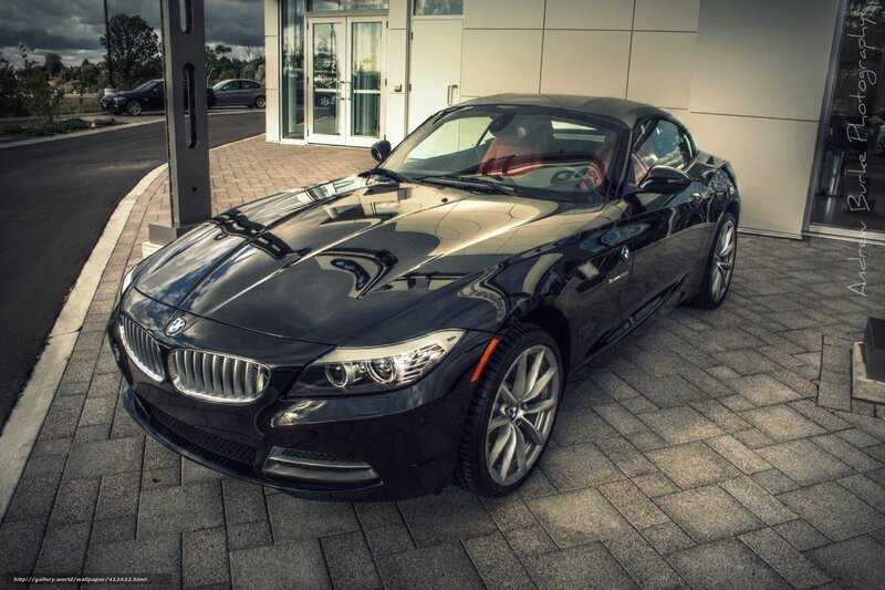 Black BMW Z4 Car — Dramatic