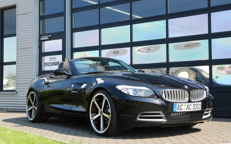 Black BMW Z4 Convertible — Calm