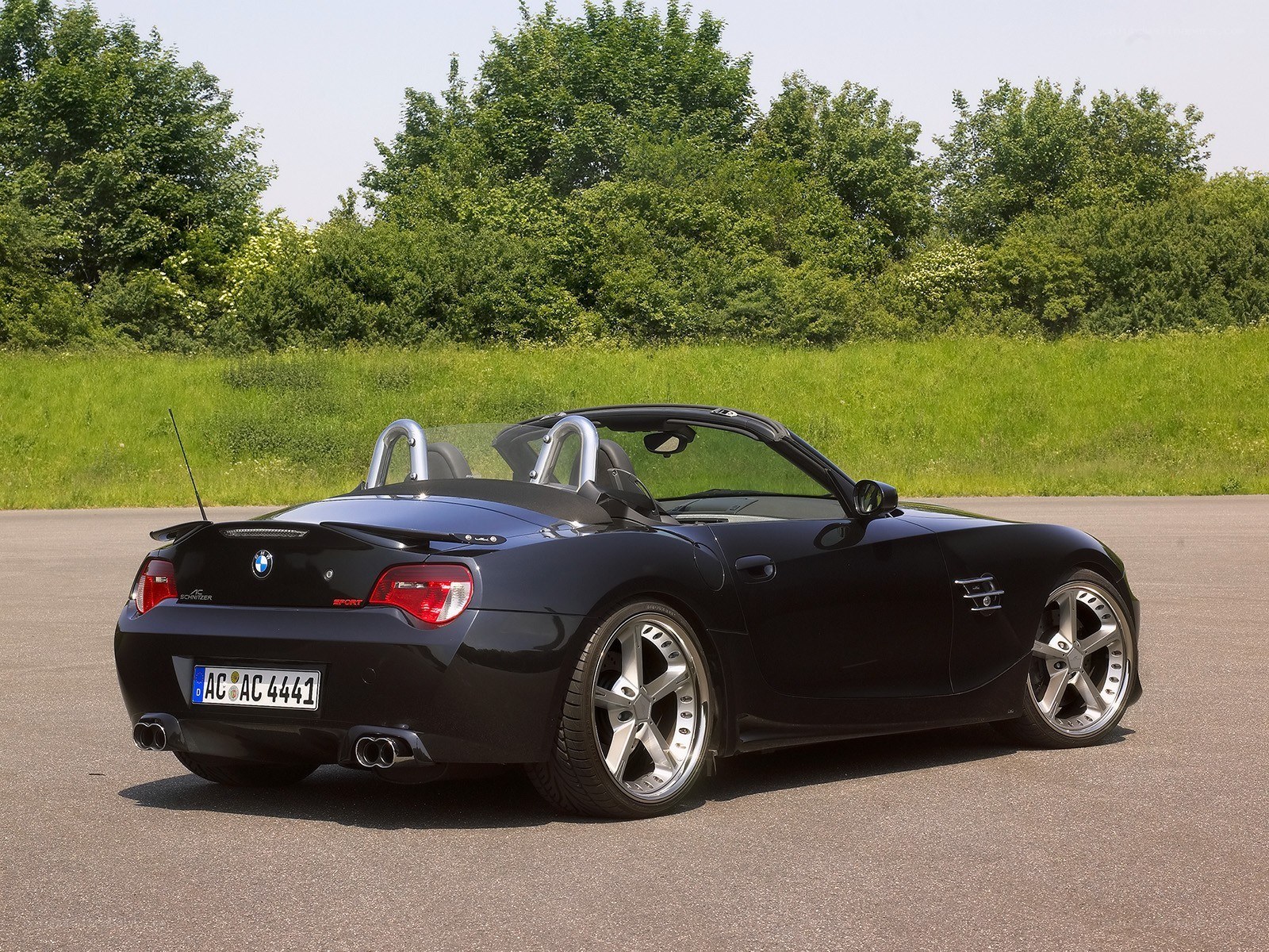 Black BMW Z4 Roadster