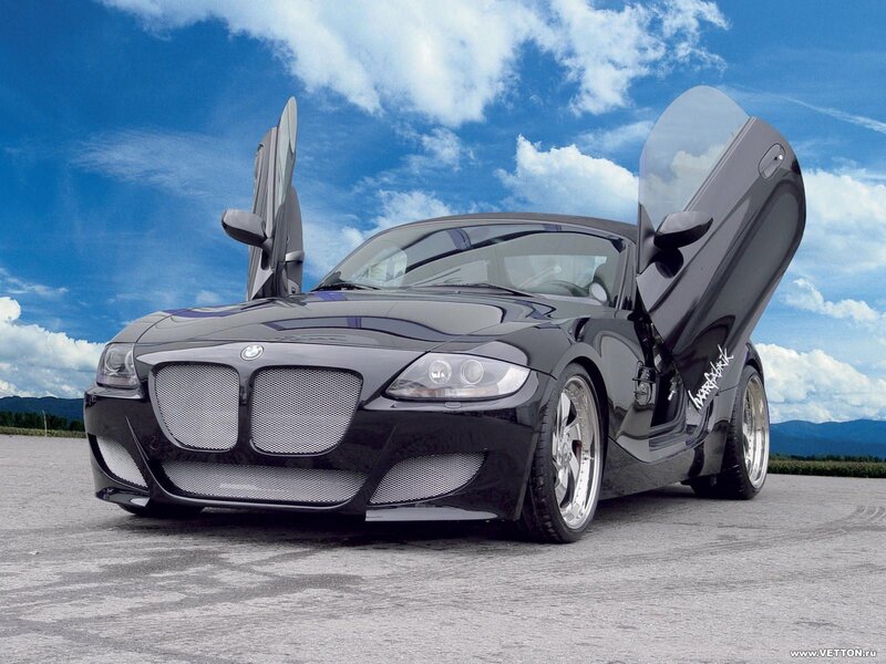 Black BMW Z4 with gullwing doors
