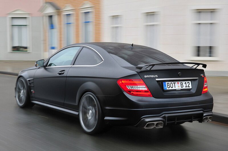 Black Brabus C63 Coupe — Dynamic