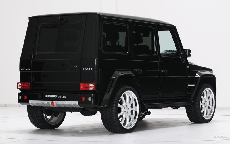 Black Brabus G V12 S SUV