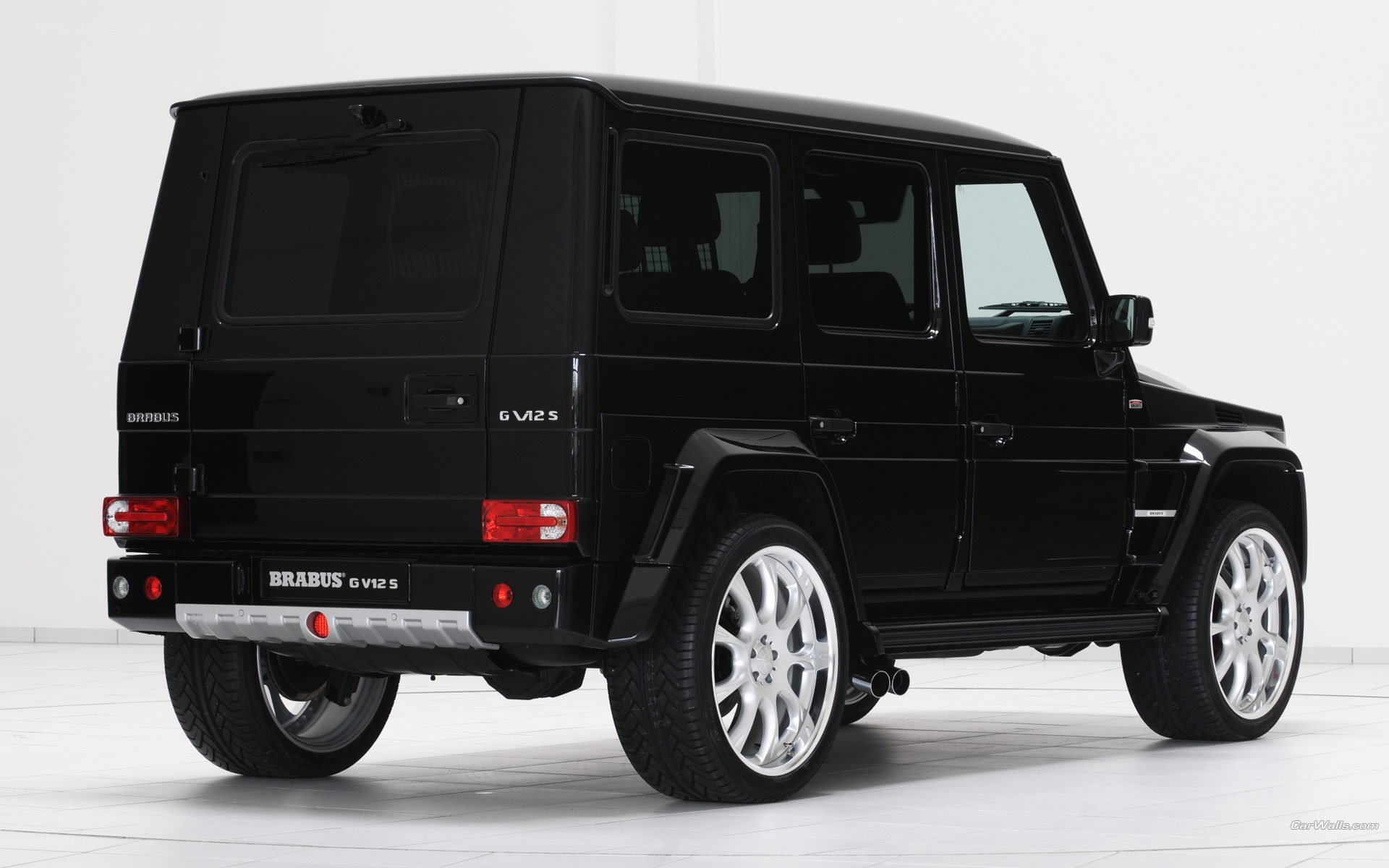 Black Brabus G V12 S SUV