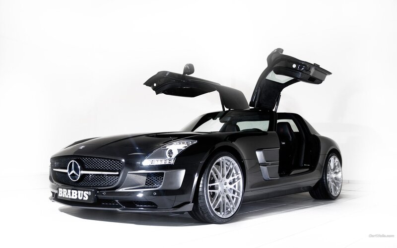 Black Brabus Mercedes-AMG SLS