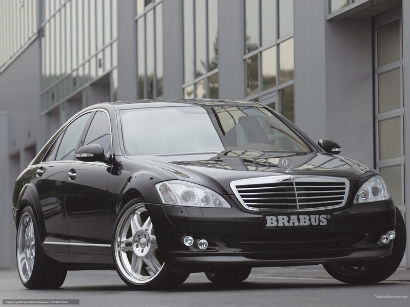 Black Brabus Mercedes-Benz S-Class