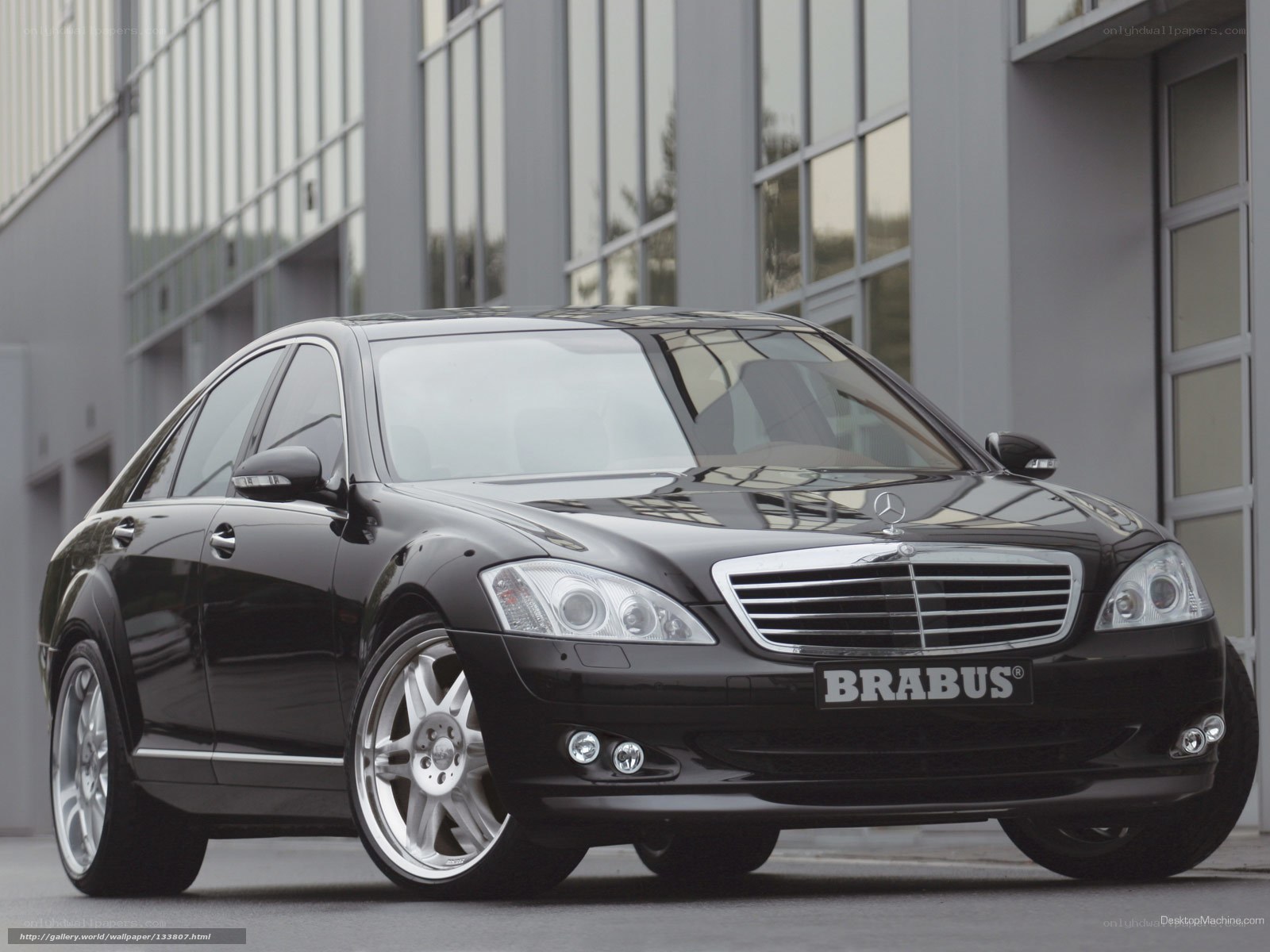Black Brabus Mercedes-Benz S-Class