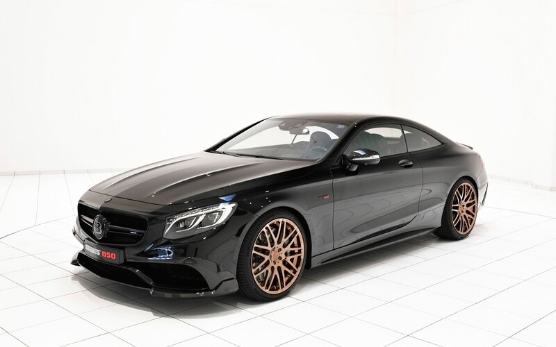 Black Brabus S850 Coupe