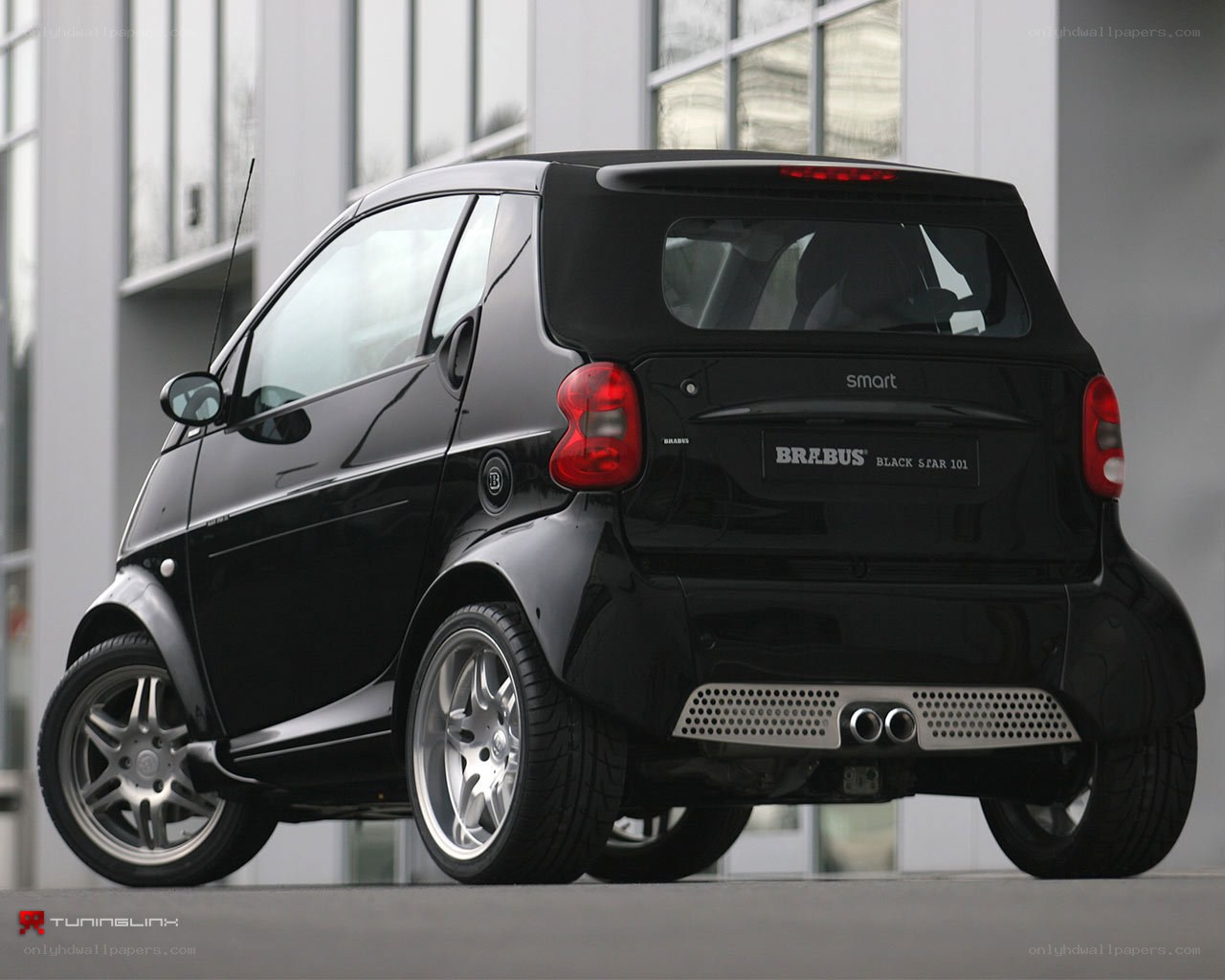 Black Brabus Smart Fortwo