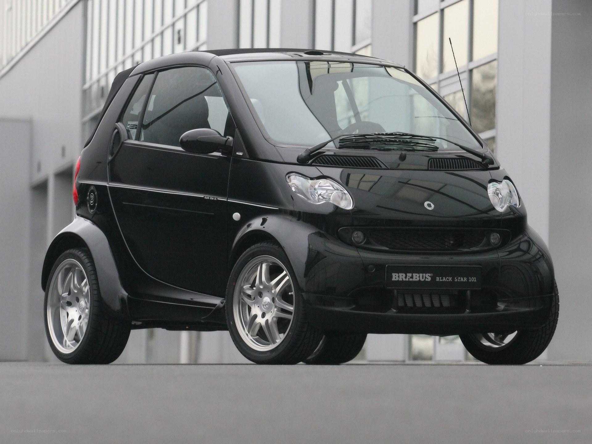 Black Brabus Smart Fortwo