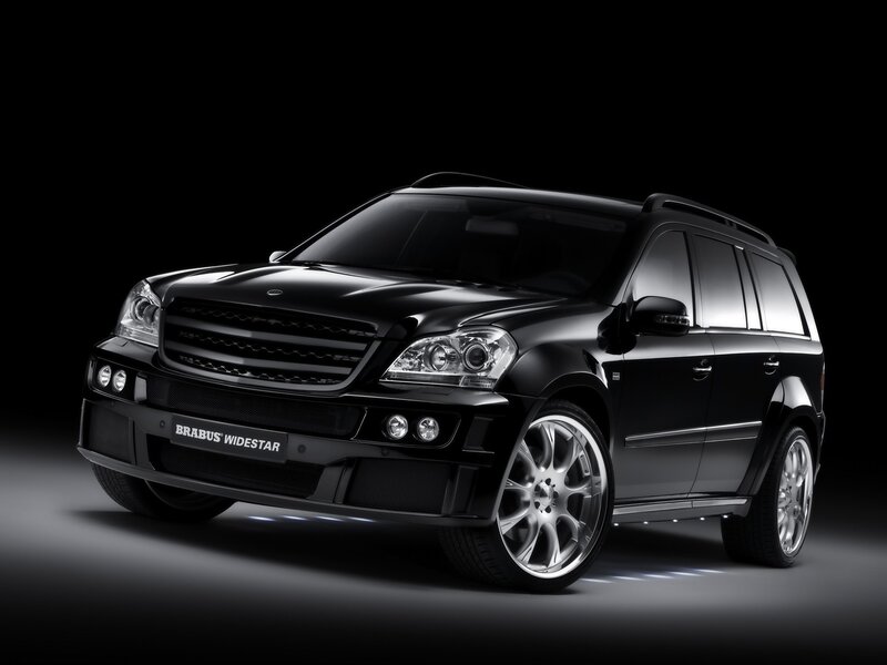 Black Brabus Widestar — Dramatic