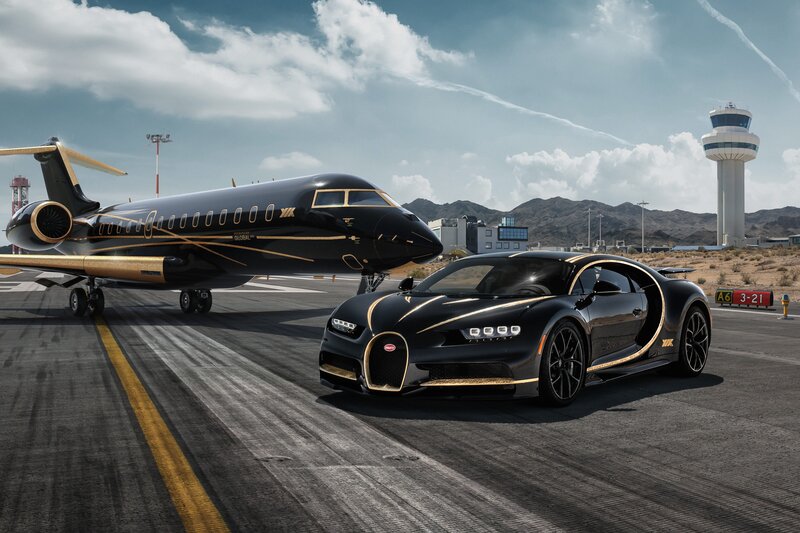 Black Bugatti Chiron — Dramatic