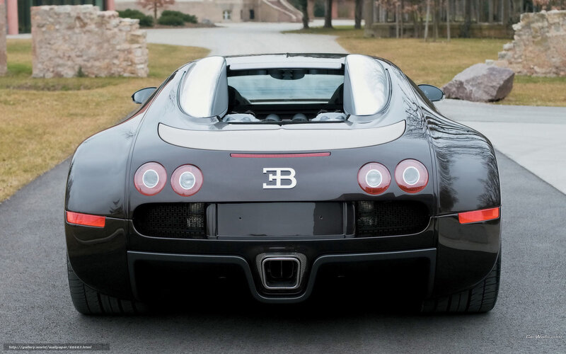 Black Bugatti Veyron — Calm