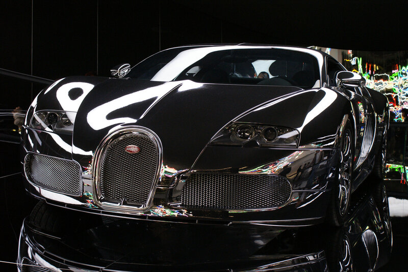 Black Bugatti Veyron — Dramatic, Night