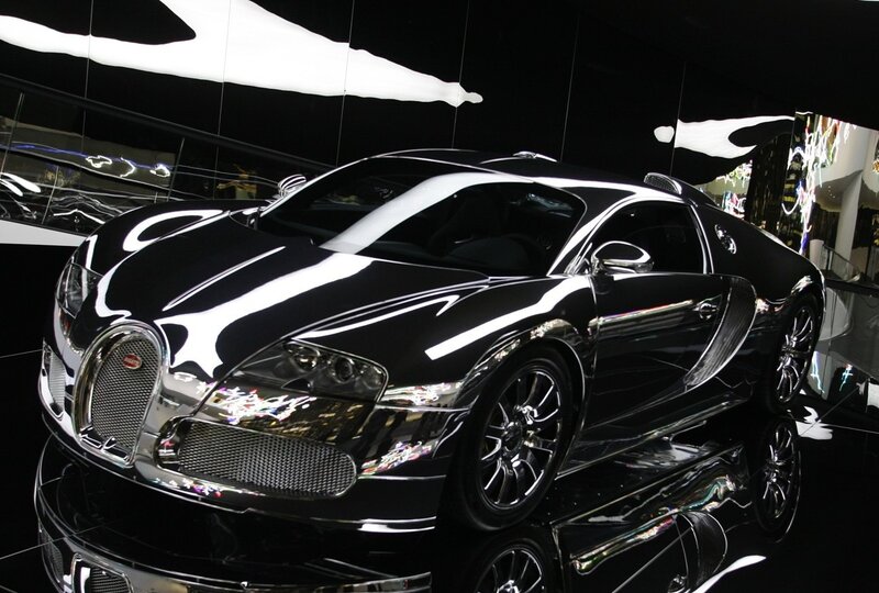 Black Bugatti Veyron — Dramatic, Photograph, Car, Showroom