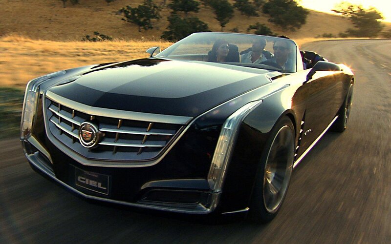 Black Cadillac Ciel Convertible — Dynamic