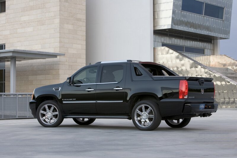 black cadillac escalade ext