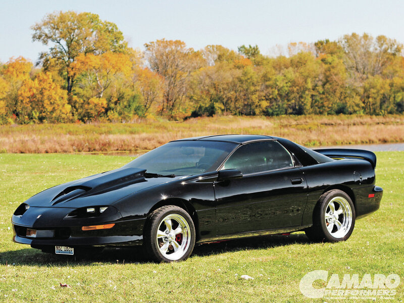 Black Camaro Car — Serene